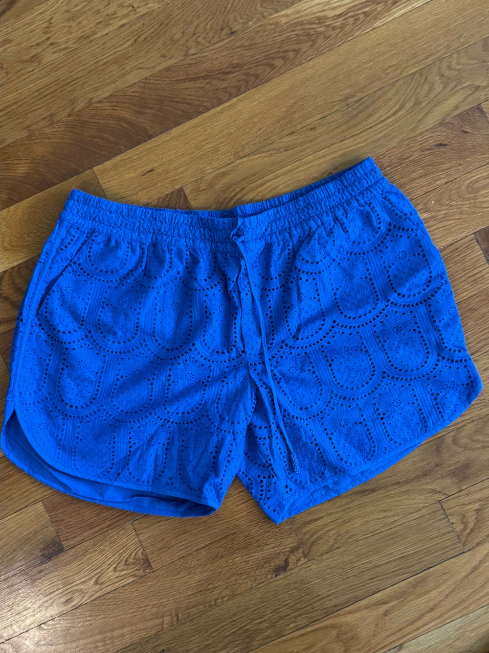 FARM Rio Pineapple Eyelet Shorts NWT Royal Blue Size L